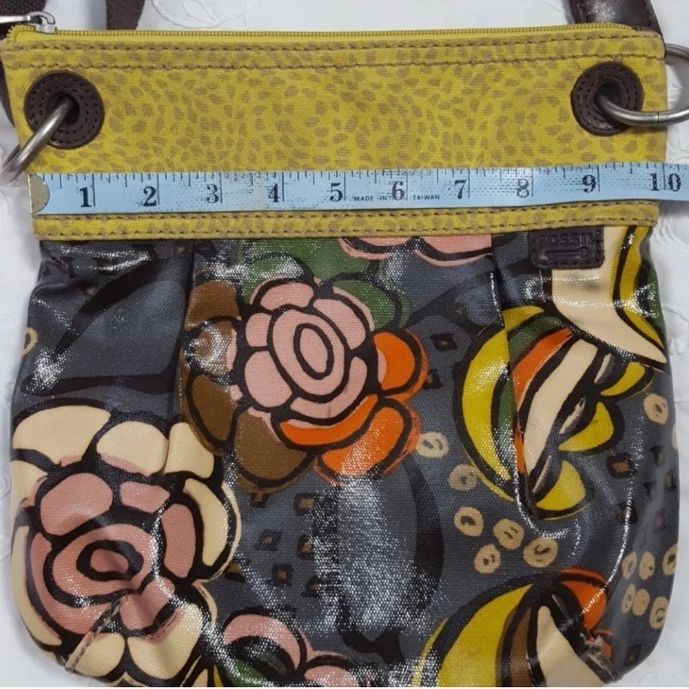 Vintage Fossil Key Per Cross Body and Wallet